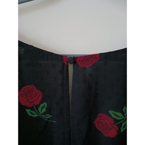Torrid Blouse Top Roses Sheer Chiffon Dot Puff Sleeve Black/Red 3X - Picture 4 of 10